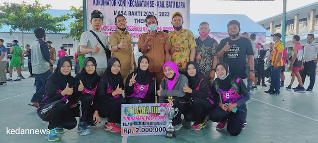 Foto: Sei Suka Putri Juarai Peringkat 3 Piala Bupati Batu Bara (Senin,16/11/2020) (kedannews.com/Muhammad Ariffin Efendi)