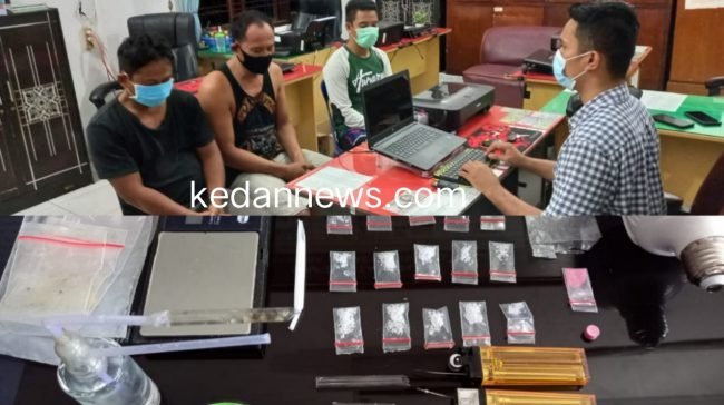 Kapolres Tebing Tinggi AKBP Agus Sugiyarso, S.Ik di dampingi Kasat Narkoba AKP Muhammad Yunus Tarigan, membenar kan penangkapan