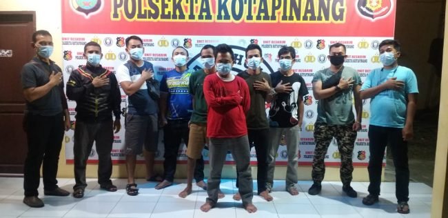 Kapolsek Kota Pinang Pimpin Penggrebekan Bandar Sabu, 45 Gram Sabu dan 1 Pistol di Amankan