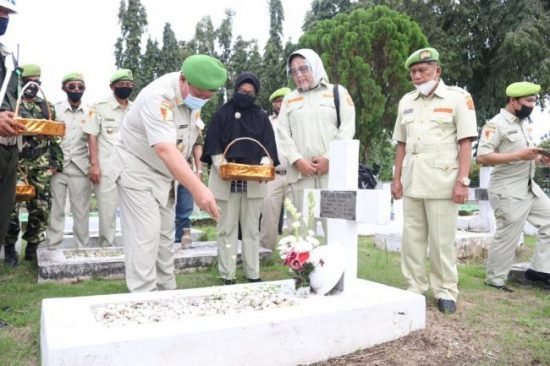"Peringati HUT ke-40, PPM Sumut Ziarah ke TMP Bukit Barisan dan Bantu Veteran"