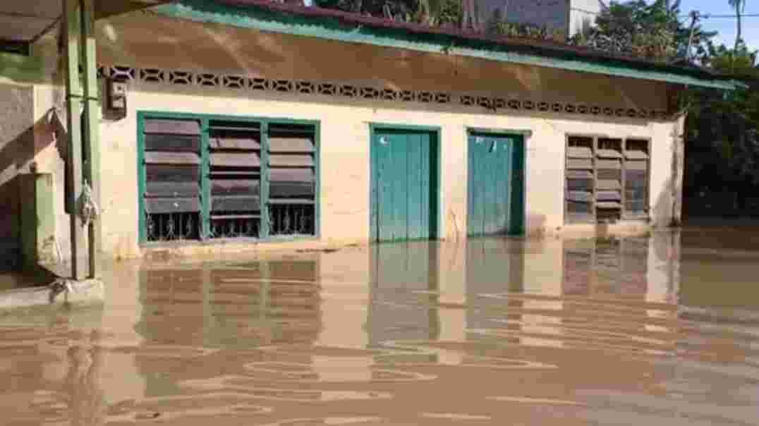 "Ratusan Warga Terpaksa Terima Tamu Banjir Kiriman di Kota Tebing Tinggi"
