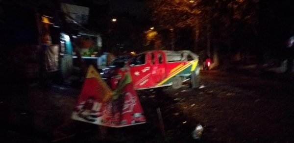 Di Duga Supir Ugal - Ugalan Angkot Rahayu Terguling 2 Penumpang Tewas Dan 3 Sekarat