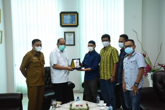 Ir. H Umar Zunaidi Sambut Kedatangan Audensi PWI Tebing Tinggi Serta Mendukung Pelaksanaan UKW