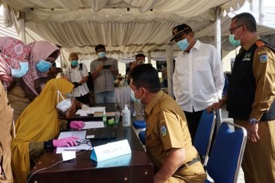 Pemko Tebing Tinggi Laksanakan Vaksinasi Covid-19 Tahap Pertama