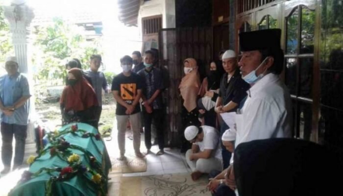 Jurnalis Senior Meninggal Dunia