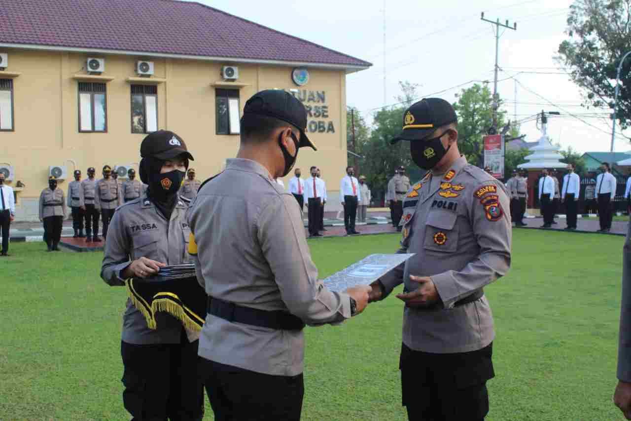 Kapolsekta Kota Pinang Terima Reward Dari Kapolres Labuhan Batu