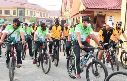 Tingkatkan Sinergitas, Kapolres Batu Bara Bersama Dandim 0208 Asahan Lakukan Gowes dan Senam Bersama