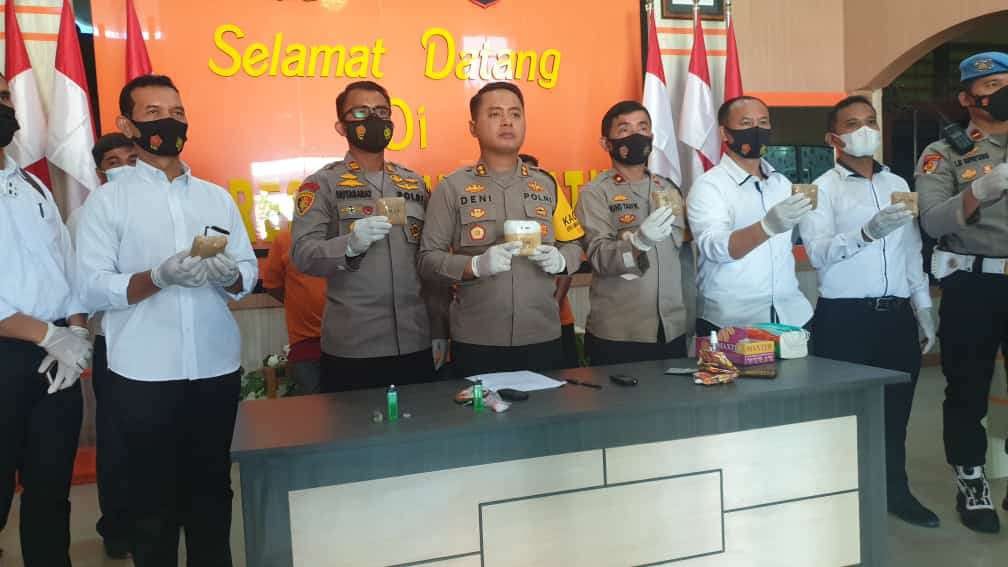 Polsekta Kota Pinang Polres Labuhan Batu Gagalkan Peredaran Sabu 1 Kg