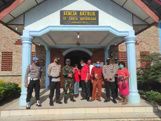 Ciptakan Rasa Aman di Hari Paskah, Kapolsek Lima Puluh, Gelar Patroli Gabungan