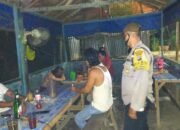 Jelang Ramadhan Polsek Indrapura Razia Pekat Tertibkan Warung Tuak di Wilkumnya