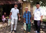 Kembali, Kadin Berbagi Serahkan Bantuan Sembako Ke Desa Desa