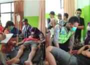 Sorong Ekor Truk Dua Pemuda Harus di Larikan Kerumah Sakit