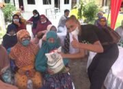 Bersama Kapolres  Batu Bara Kordinator KSJ Batu Bara Santuni Kaum Dhuafa