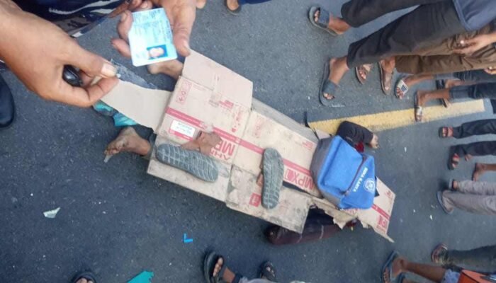 Terjadi Laka Lantas Angkot VS Metik , Warga Helvetia Tewas Di Tempat