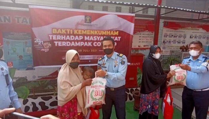 Rutan Kelas I Labuhan Deli Berbagi 40 paket sembako, Laksanakan Bhakti Kemenkumham Terhadap Masyarakat terkena dampak covid 19