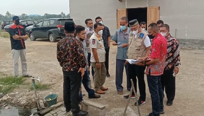 Pemkab Batu Bara Minta PengusahaTernak Ayam Tak Miliki Izin Tutup