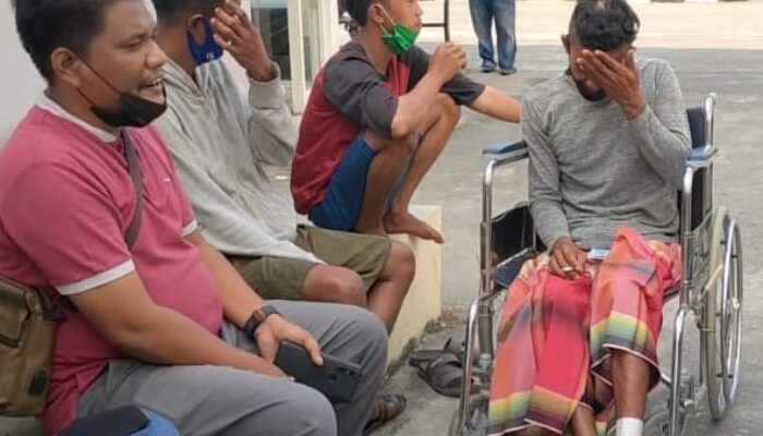 Tiga Nelayan Asal Batu Bara dan Bandar Khalifah Nyaris Tewas, Kapal Dibakar ABK Ditusuk Samurai