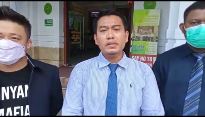 Sidang Gugatan Dugaan Pemalsuan Akta Otentik Terkait Penerbitan Akta CV Setia Laju Sejahtera di Undur Tanggal 16