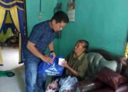 Jumat Berkah DPC Partai Demokrat Sei Suka Salurkan Bantuan Sembako Dari DPD Partai Demokrat Batu Bara