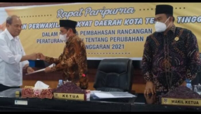 Wali Kota Baca Nota Jawaban Atas Pemandangan Umum Fraksi DPRD Tebing Tinggi