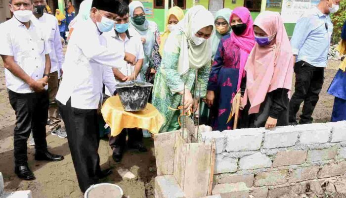 Terkesan dengan YPI Qowwiy Azizi, Ketua TP PKK Nawal Lubis Dukung Penuh Pengembangannya