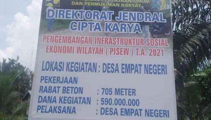 Proyek Rabat Beton di Desa Empat Negri di Soal , TPK nya Anak Mantan Kades