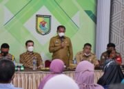 20 Pedagang Pasar Lama Perbaungan Terima Bantuan dari Pemkab Sergai