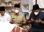 Wagub Musa Rajekshah Melayat Almarhumah Istri Wakil Walikota Medan