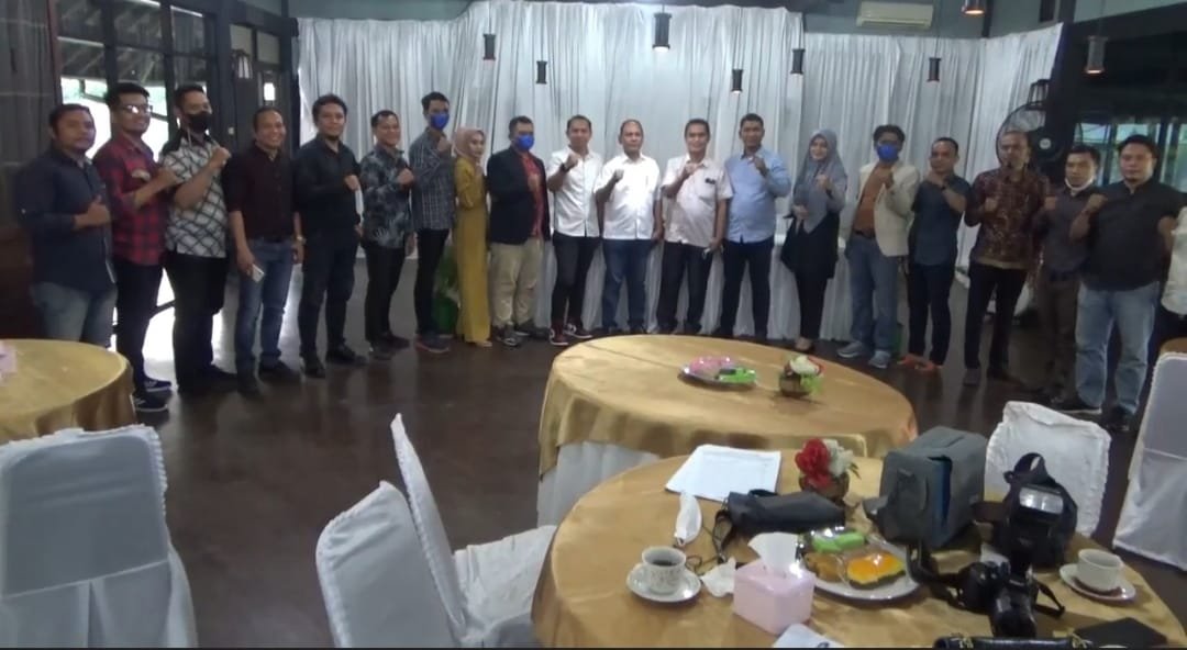 Alumni F Hukum UMA dan Kantor Hukum Siap Jadikan Azwir Agus Pimpin Peradi Medan