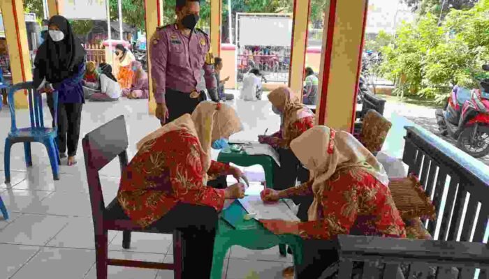Bhabinkamtibmas Polsek Palasah Terus Pantau Setiap Kegiatan