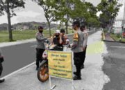 Gelar Operasi Yustisi, Polsek Cingambul Sampaikan Pesan Prokes dan Bagi Masker