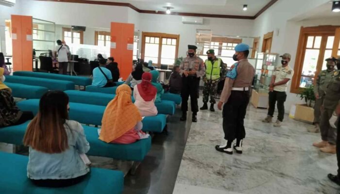 Operasi Yustisi Ciptakan Kota Blitar Sehat dan Kompak