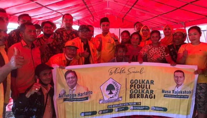 DPD Golkar Deli Serdang Bantu Korban Longsor Sibolangit