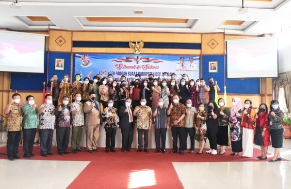Bupati Deli Serdang Lepas Kontingen Paduan Suara Menuju Festival Pesparawi ke-4