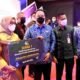 PJ Sekdaprov Sumut Afifi Lubis membuka North Sumatera Invest Business Forum 2021 yang diselenggarakan oleh Dinas Penanaman Modal dan Pelayanan Perizinan Terpadu Satu Pintu Provinsi Sumut di Ballroom Hotel Santika Dyandra, Jalan Kapten Maulana Lubis, Medan, Jum'at (26/11/2021). (Foto : Dinas Komunikasi dan Informatika Provinsi Sumut / Imam Syahputra).