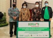 Pemko Medan Terima Bantuan Sosial Paket Sembako dan Paket Alat Sekolah dari Grab Indonesia