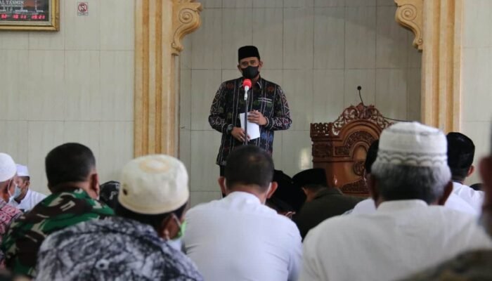Safari Jumat Di Masjid Al Yasmin, Wali Kota Medan Ajak Warga Mendukung Program Masjid Mandiri