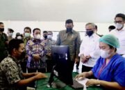 Bobby Nasution Tinjau Vaksinasi untuk Pelaku UMKM, Dosen, dan Mahasiswa