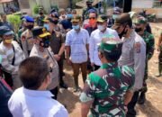 Edy Rahmayadi Tinjau Banjir Madina dan Serahkan Bantuan
