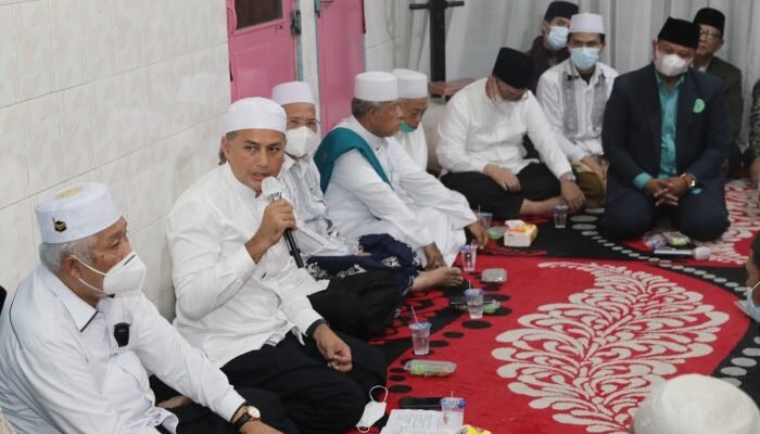 Musa Rajekshah Hadiri Tahlilan Malam Ketiga Mantan Ketua MUI Sumut: Almarhum adalah Panutan