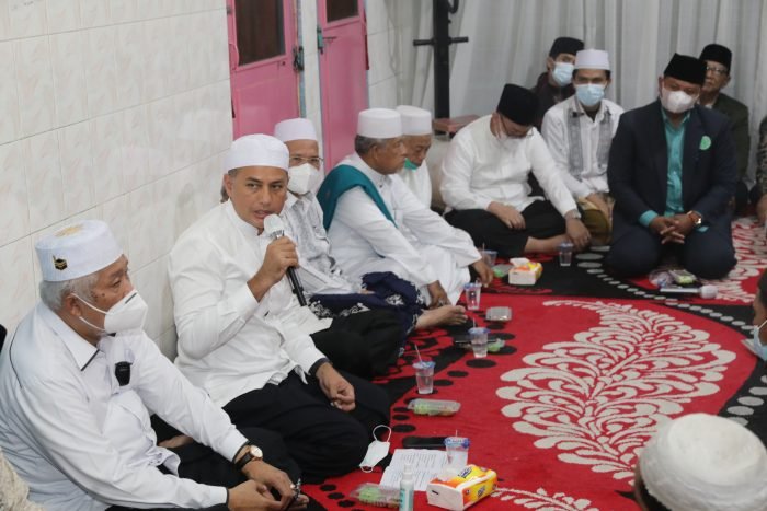 Musa Rajekshah Hadiri Tahlilan Malam Ketiga Mantan Ketua MUI Sumut Almarhum adalah Panutan