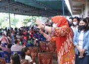 Nawal Lubis Hadiri Perayaan Natal Yayasan Kasih Tulus