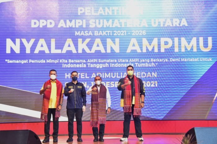 Teriakan Airlangga Presiden-Ijeck Gubernur Menggema di Pelantikan DPD AMPI Sumut