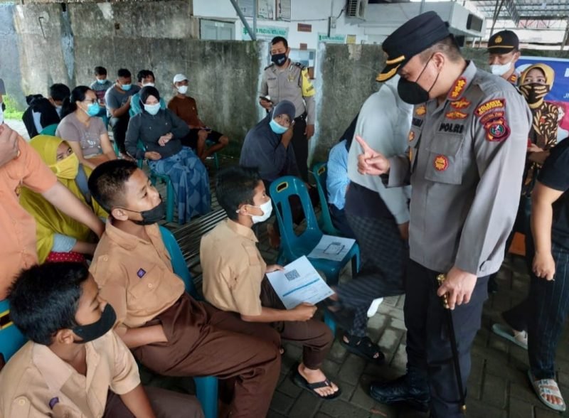 Vaksinasi Massal di Polresta Deli Serdang dengan Layanan Antar Jemput