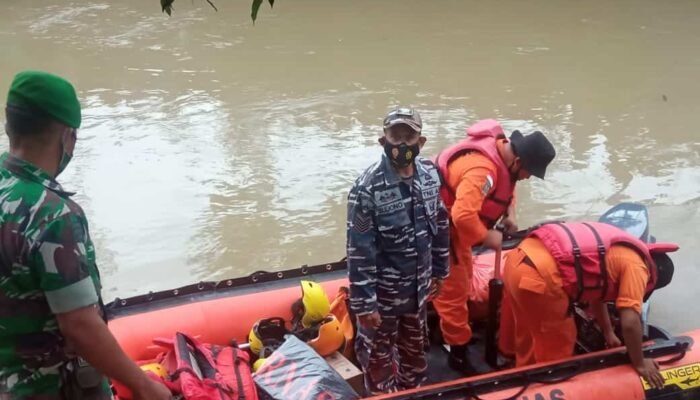 Di Hantam Badai Abdul Somad Hilang Tenggelam Diperairan Batu Bara