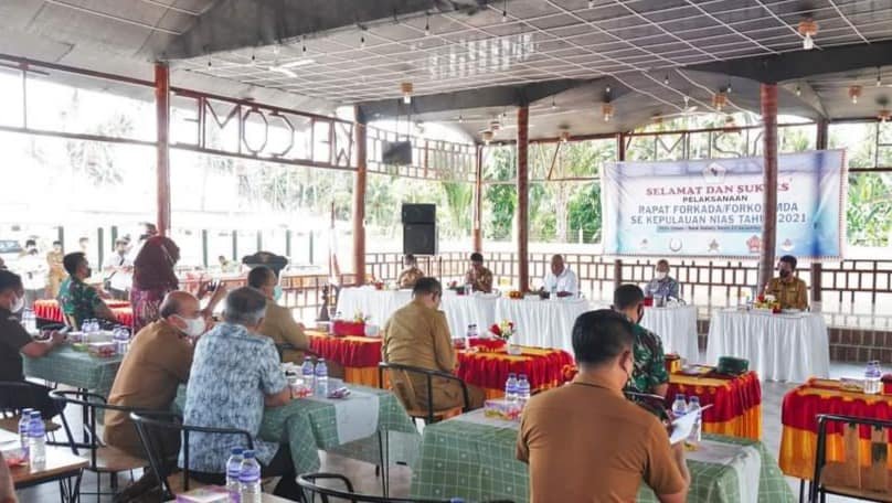 Rapat Forkada Se-Kepulauan Nias 2022, di Walo Green Telukdalam, Senin (27/12). (Dok/Humas).