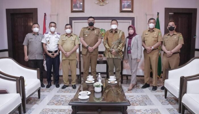 Bank Mandiri Dukung Bobby Nasution Beri Kemudahan Wajib Pajak dan Retribusi