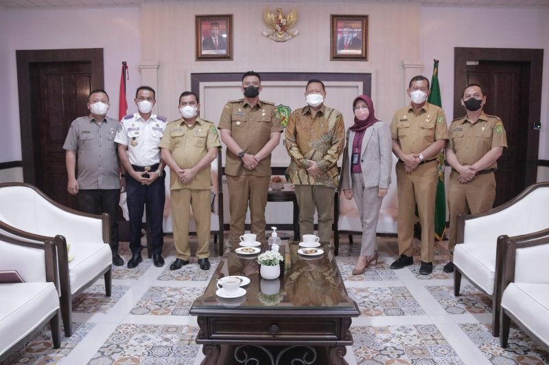 Bank Mandiri Dukung Bobby Nasution Beri Kemudahan Wajib Pajak dan Retribusi