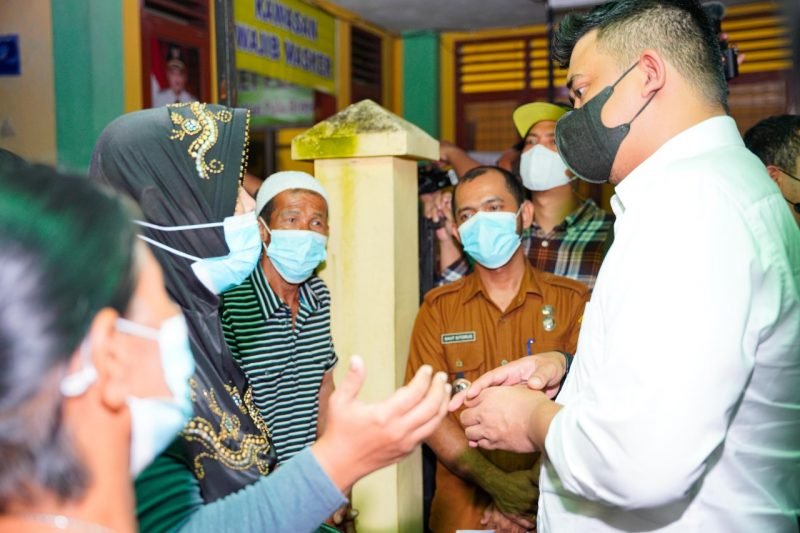 Bobby Nasution Copot Kepling Pungli Urus KK Rp1,7 Juta