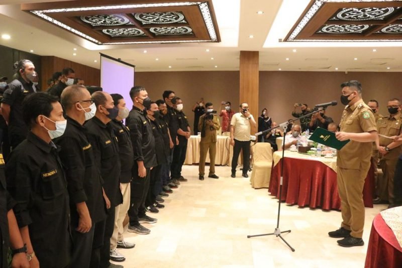 Bobby Nasution Kukuhkan Pengurus Persatuan Wartawan Unit Pemko Medan
